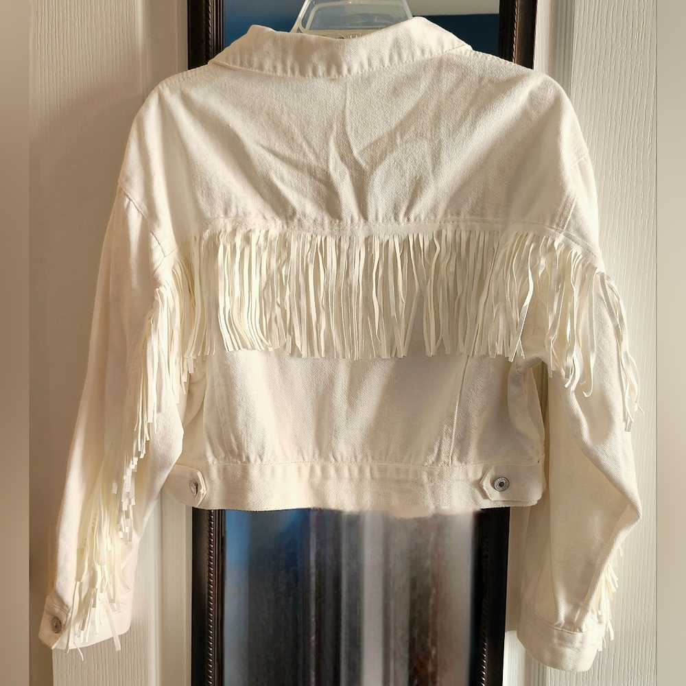 Fringe Cropped White Denim Jacket - Picture 4 of 7